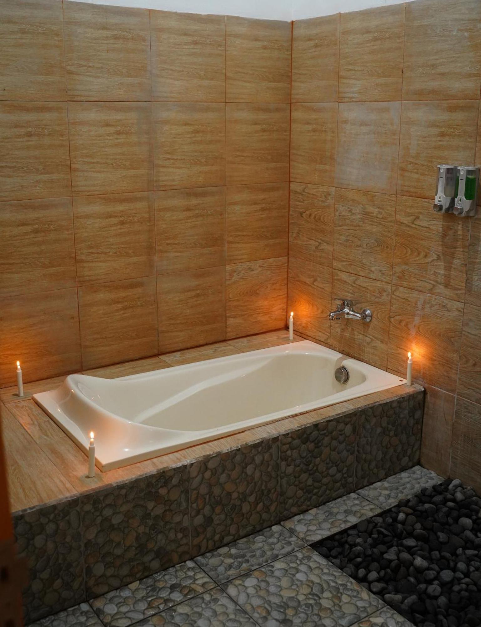 Wahyu Masari Homestay Sakti Luaran gambar